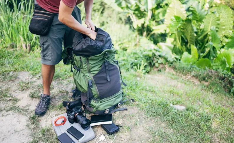 Que mettre dans son sac pour une randonnée à la journée ?